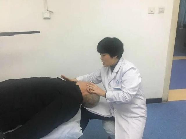 石头带着耳朵疼是什么原因(一个耳朵旁一个石头的石是什么字)