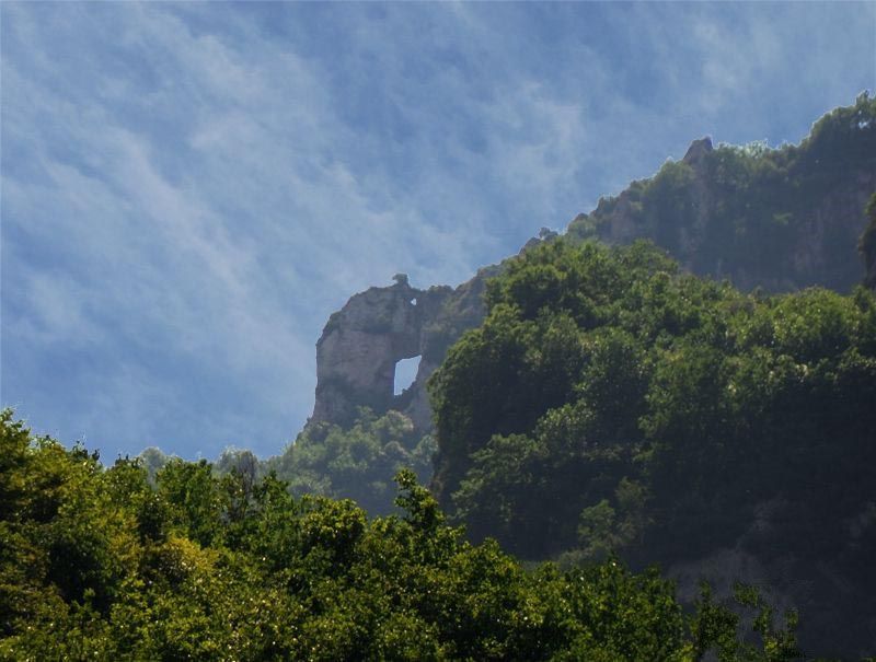 石家庄麒麟山在哪里(黄金寨麒麟山位于哪里)