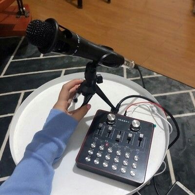手机直播声卡怎么用(v8直播声卡怎么连接手机教程)