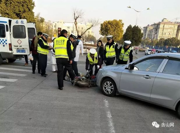 骑行电动车安全事故(电瓶车超自行车时翻车)