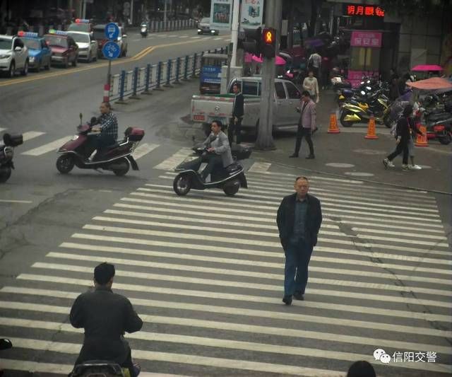 信阳市红灯区在哪条路(附近约100块钱一晚上)