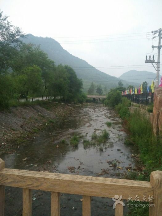 龙溪湖度假村在哪里(龙溪湖度假村怎么收费)