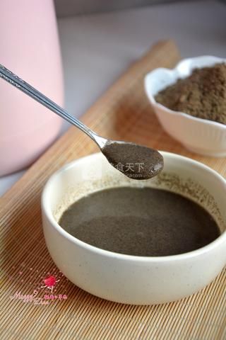 清黑粉的功效与作用(富硒黑谷粉的功效与作用)