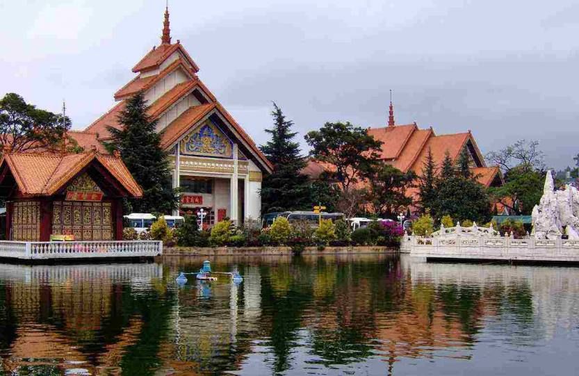 民族村在哪里(昆明少数民族村)
