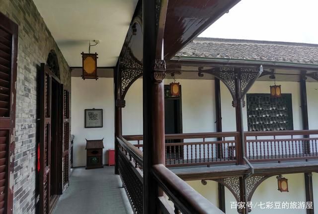 何家在哪(西何家村的简历)