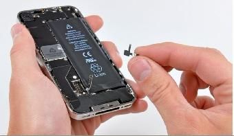 iphone手机进水怎么办(iphone手机进水黑屏怎么办)
