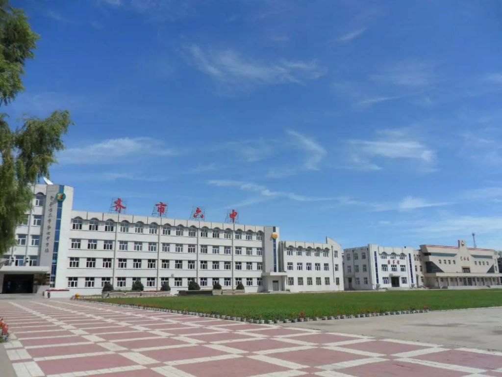 近六中在哪(筋瘤中医诊疗方案)