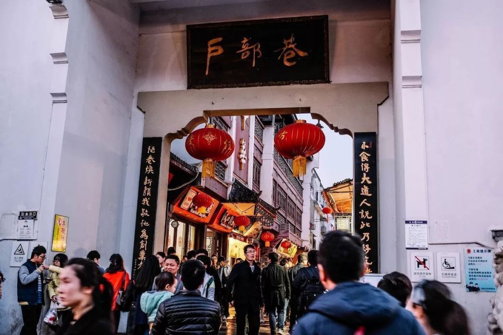 汉口美食街在哪(汉口美食街哪里最正宗)