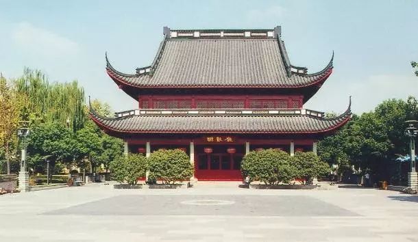 扬州少年宫在哪个位置(扬州少年宫兴趣班怎么样)