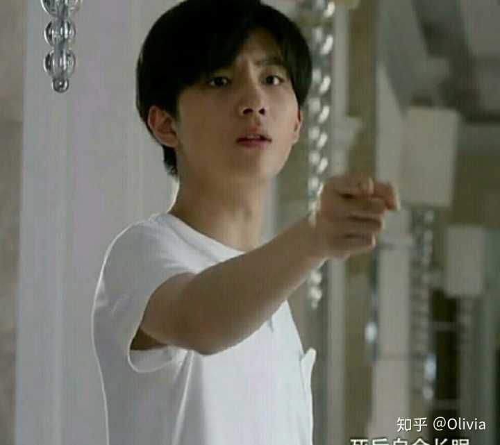 李宏毅在哪直播(李宏毅斗鱼直播间)