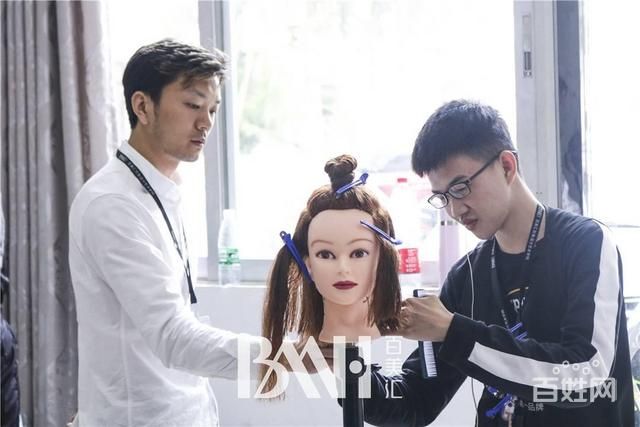 白富美培训班在哪里(白富美训练营了解一下)
