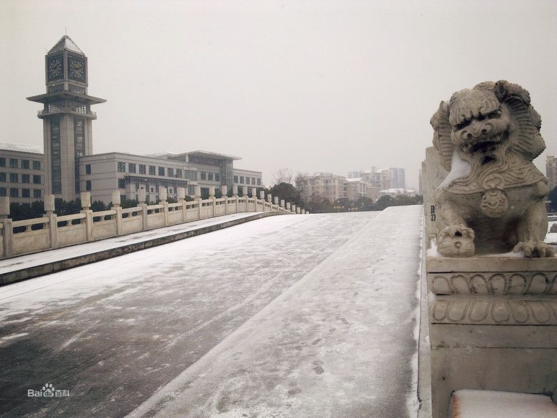 中南政法大学在哪(适合捡漏的211大学)