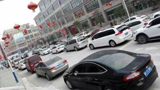 南阳批发衣服在哪里(南阳哪里服装批发便宜)