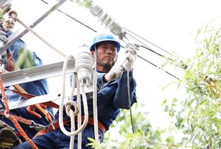 关于夏峰在哪里的信息