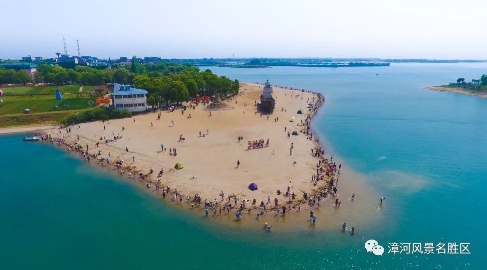 漳河阳光沙滩在哪里(荆门阳光沙滩景区照片)