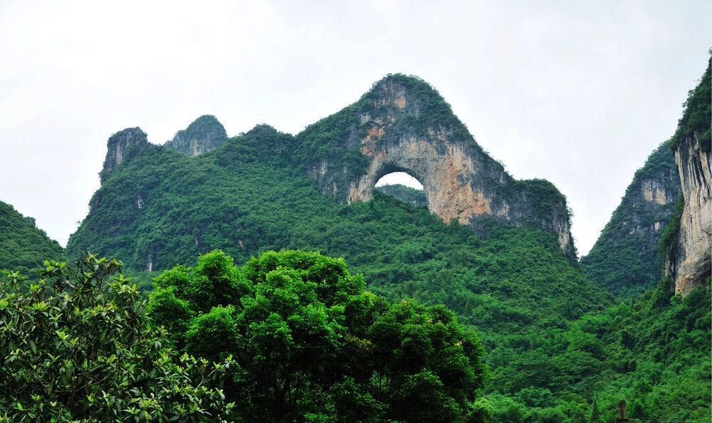月亮山在哪(月亮山在哪里)