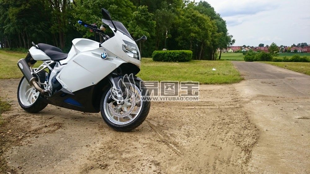 摩托车在哪条道路行驶的简单介绍