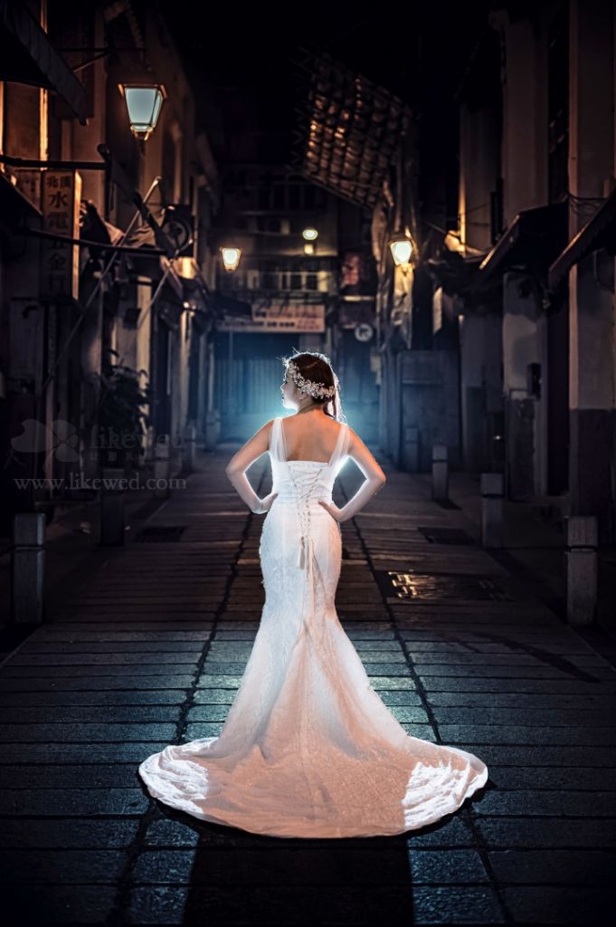 东莞婚纱一条街在哪里(东莞哪里有卖婚纱的地方)