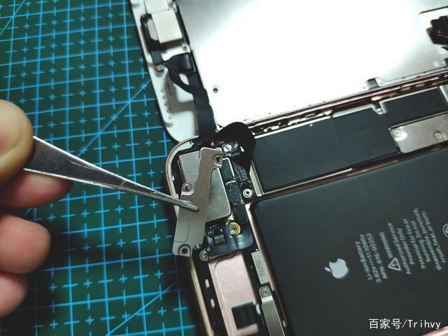 苹果7听筒在哪里(苹果7手机的话筒在哪里)