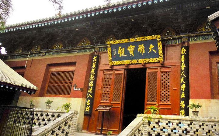 龙兴寺在哪里(深圳龙兴寺在哪里)