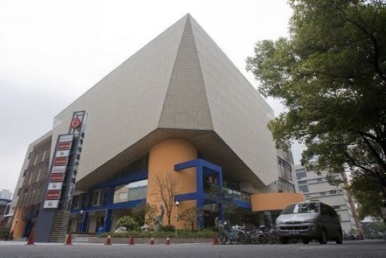 上海峰岩文化传媒中心(上海坤峰文化传媒有限公司)