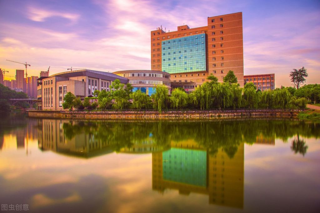 同济大学在哪(同济大学在哪个省)