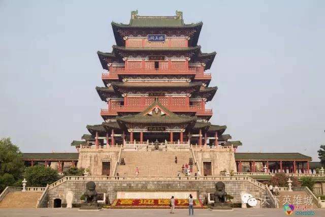 滕王阁在哪里(滕王阁在哪里哪个地方)