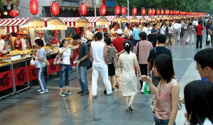 铜仁夜市小吃街在哪里(乌鲁木齐夜市和小吃街在哪里)