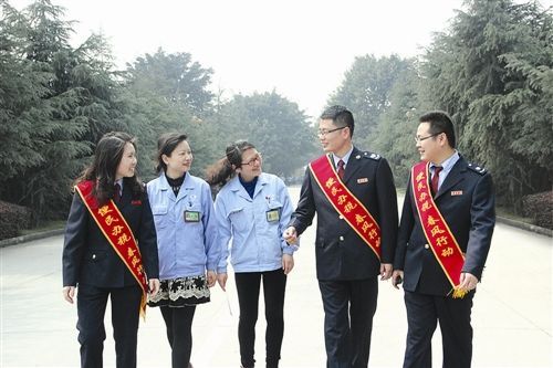 关注重庆税务(关注重庆税务局微信公众号医保交费)