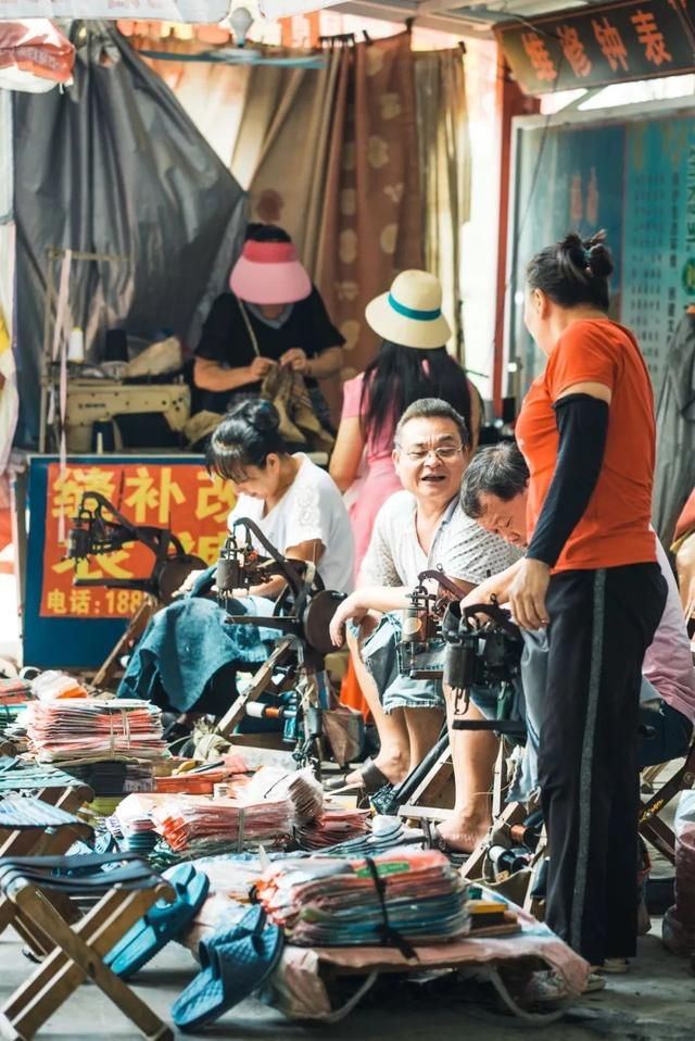 三亚最繁华的地方在哪(三亚最繁华的地段)