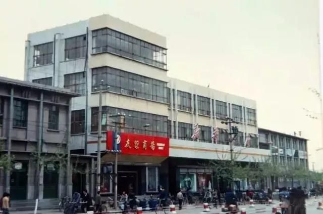 银河大厦地址在哪里(银河大厦地址)