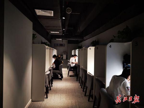 江汉路平安大厦在哪里(江汉路平安大厦闹鬼)