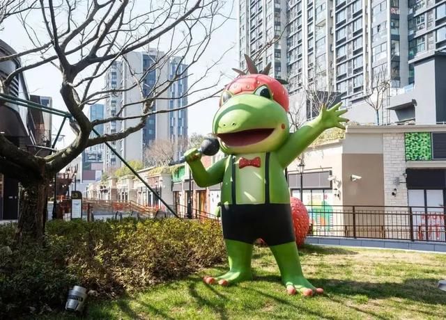 上海在哪购物(上海在哪个省)