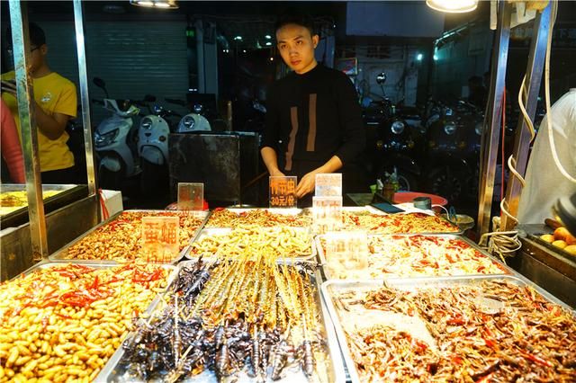 南宁特产一条街在哪里(南宁特产批发市场在哪里)