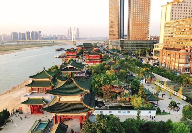 江西南昌滕王阁在哪里(江西南昌滕王阁)