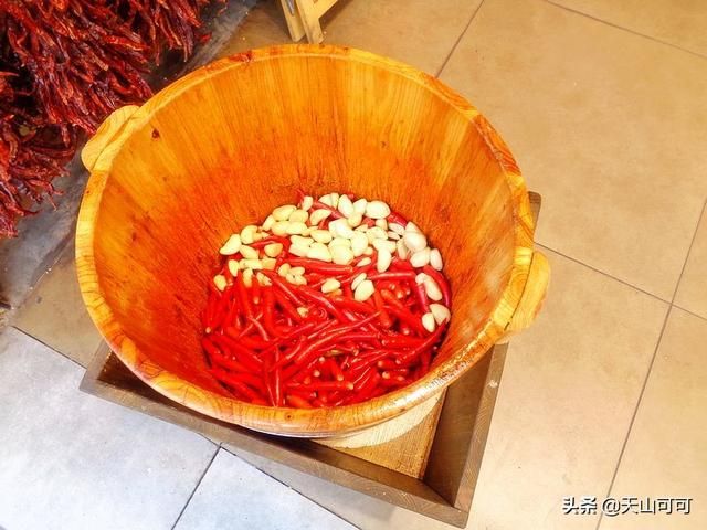 杭州小吃一条街在哪里(杭州小吃一条街)