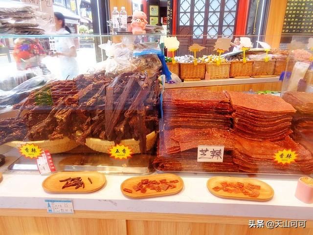 杭州小吃一条街在哪里(杭州小吃一条街)