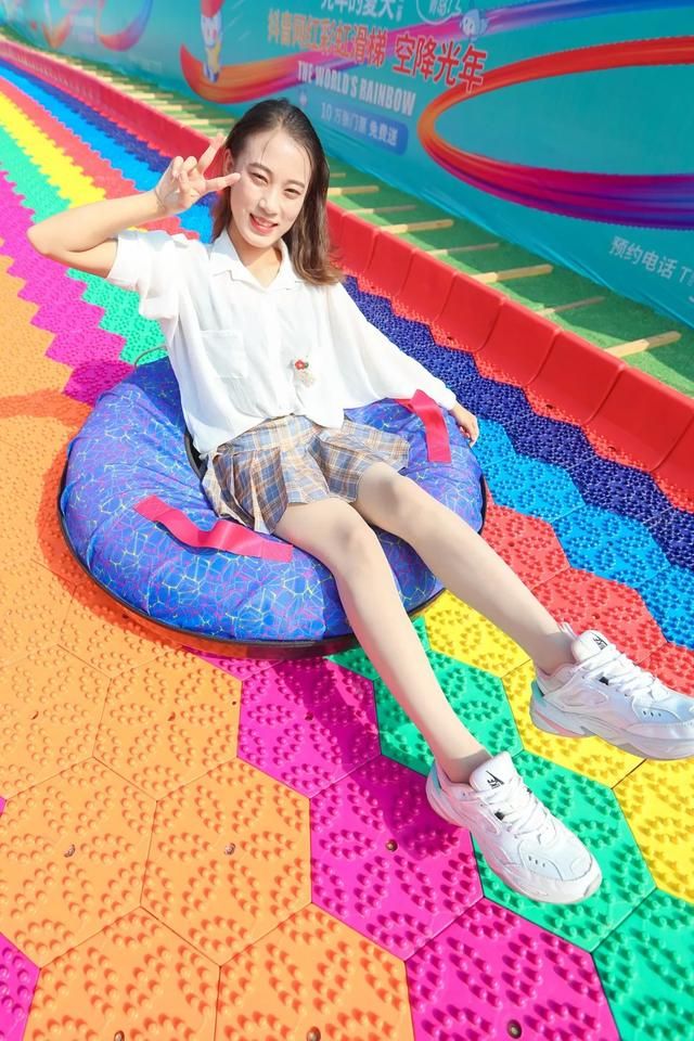 彩虹滑梯在哪(彩虹滑滑梯哪里有)