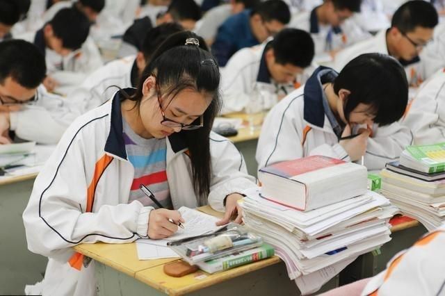 重庆排名前5的高中(重庆排名前十的高中)