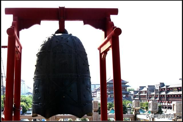 钟楼在哪个区(钟楼在哪个区哪条街)