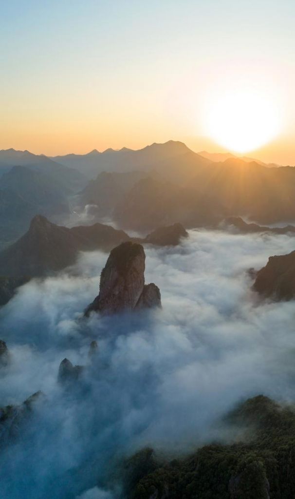 浙江蹦极的地方在哪里(离浙江最近的蹦极在哪里)