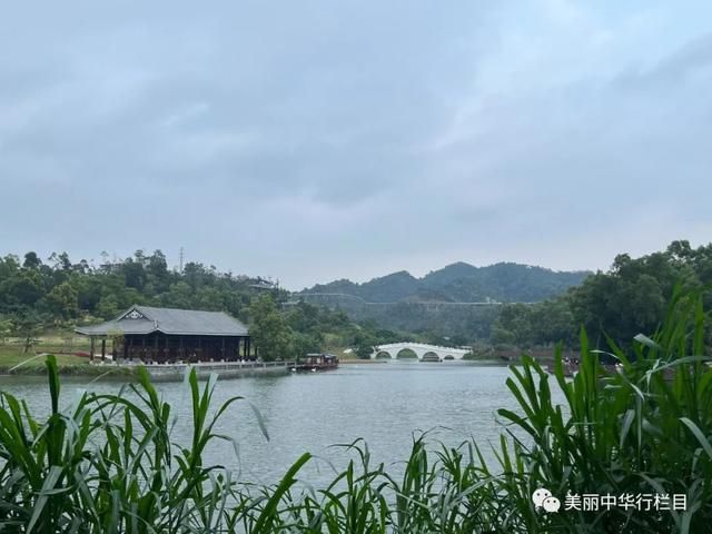 香山湖在哪里(珠海市香山湖公园在哪里)