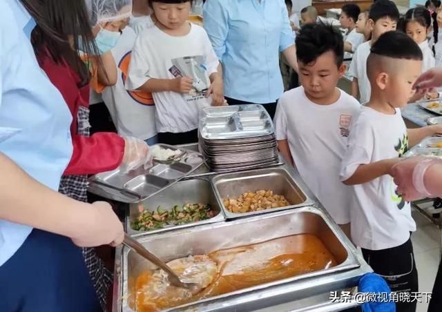 小时候第一小学在哪(小时候第一小学)