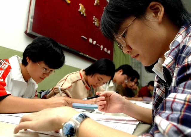 2021年专科生考研究生(2021年专科升本科的学校都有哪些)