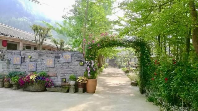 德阳芭比酒吧在哪里(德阳欧米亚酒吧在哪里)