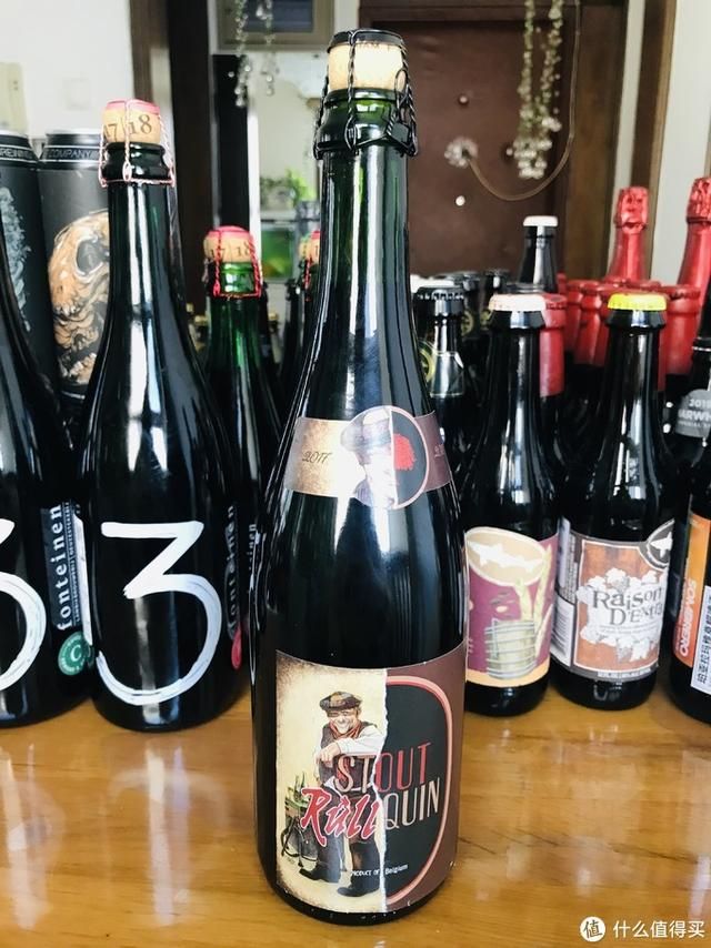 W12贴在哪(W12贴在哪个位)