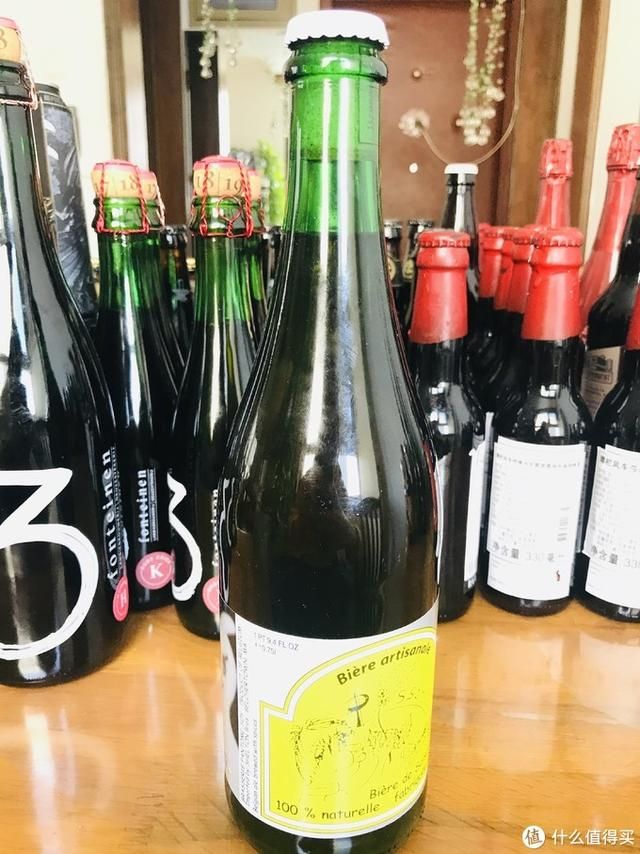 W12贴在哪(W12贴在哪个位)
