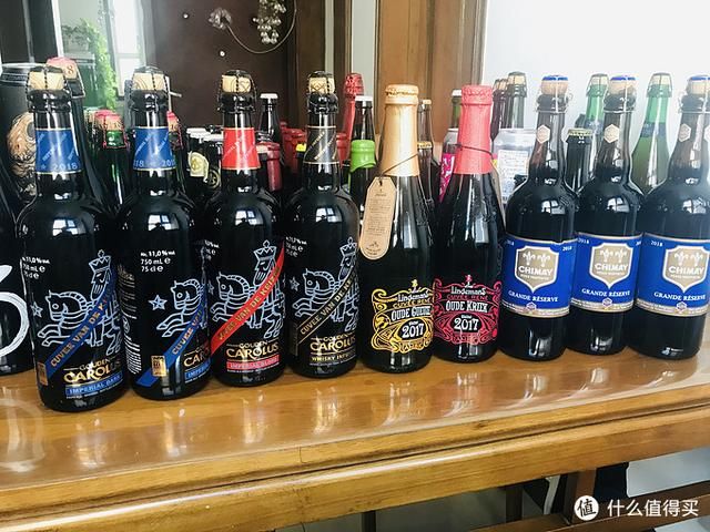 W12贴在哪(W12贴在哪个位)