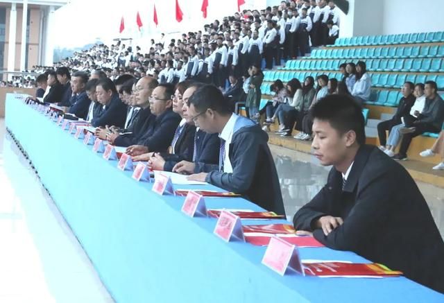 忻州一中新校区在哪里(忻州一中校服是在哪里做的)