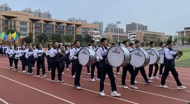 忻州一中新校区在哪里(忻州一中校服是在哪里做的)
